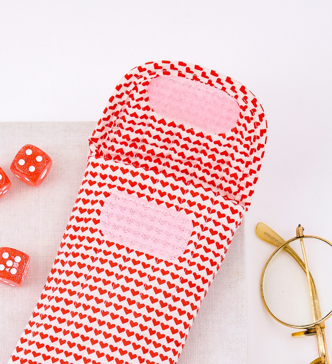 Etui à lunette Love is all rouge