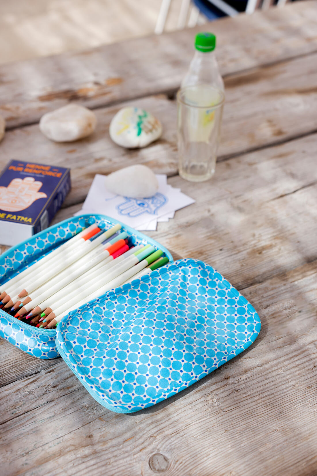Grande trousse à crayons Mimoun bleu avec motif géométrique arrondi