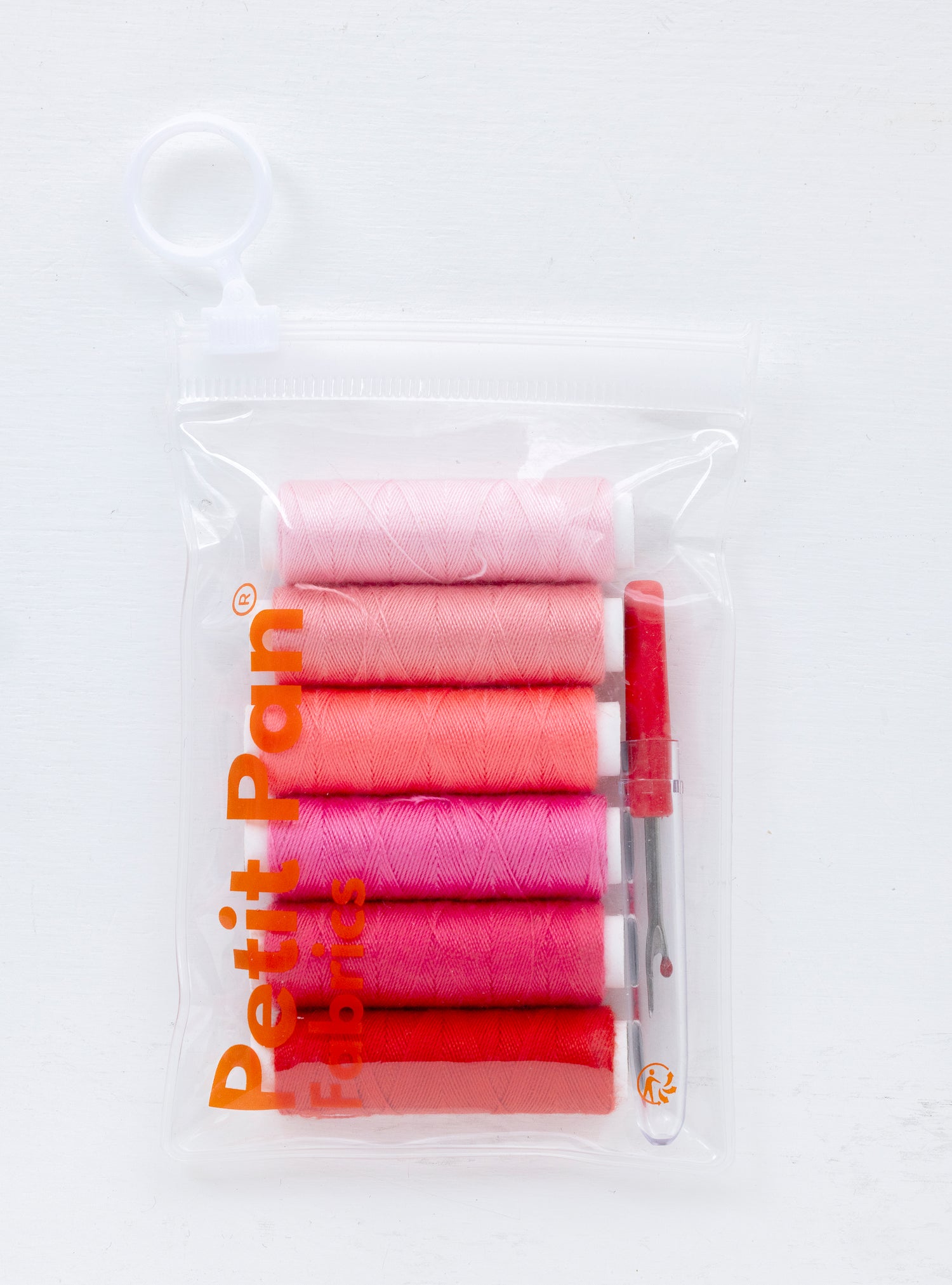 Fils à coudre polyester 6 bobines de 45m