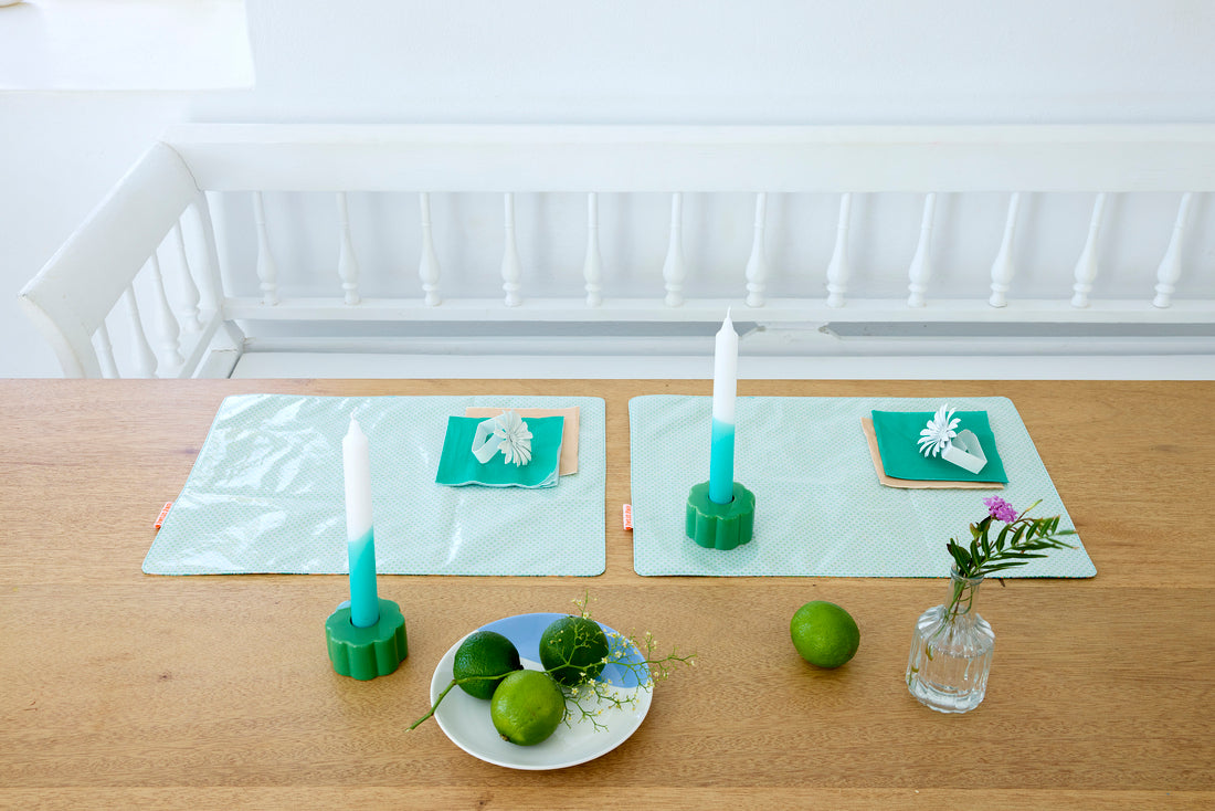 Set de table toile cirée reversible Calendula vert