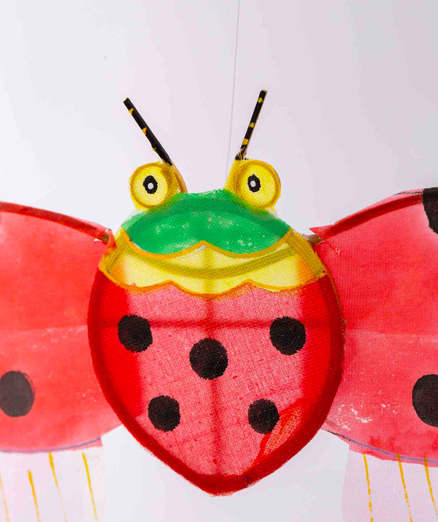 Mobile insectes Petit Pan